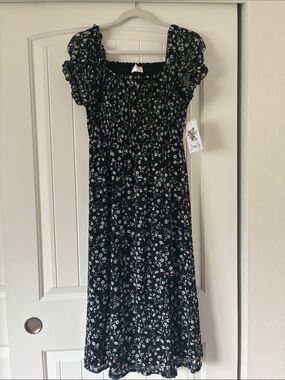 Siren Lily Black and White Floral Smocked Midi Dress